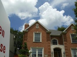 So-called ‘ibuyer’ real estate firms pitch programs to buy your house, help you hunt for another – Dallas News