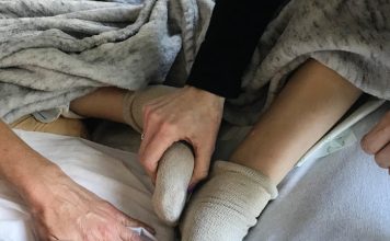 Pain Rescue Team Helps Seriously Ill Kids Cope In Terrible Times – KACU