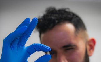 Researchers pursue technology to enable mass production of personalized medicine – Plastics Today