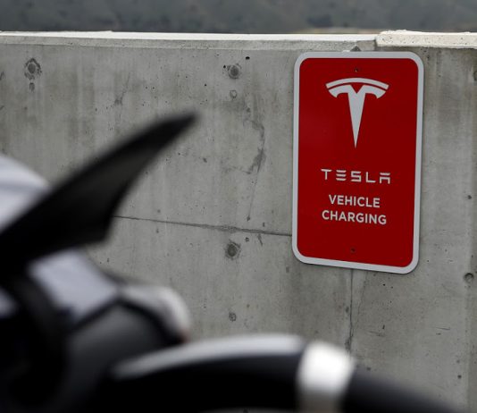 Cody Willard: Debating Tesla and other stocks with Revolution Investing subscribers – MarketWatch