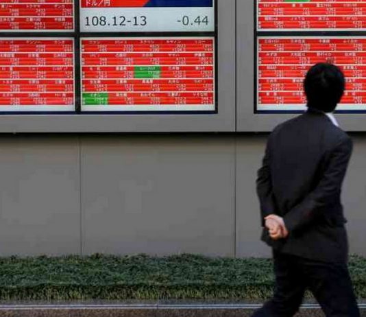 Tokyo stocks open lower on fears global economy is slowing – Malay Mail