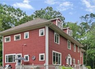 This Week in EG Real Estate, 9/6/19: Private, Expansive & Close to Town – East Greenwich News